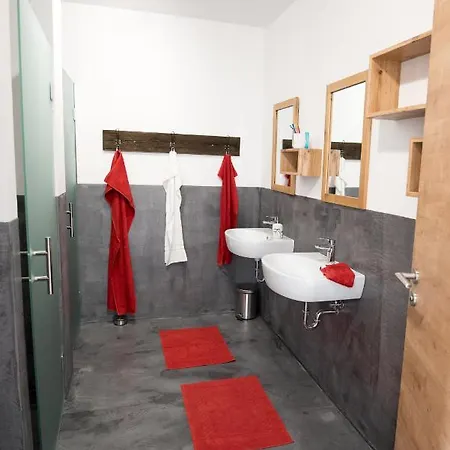 Hiša Sonca Toti Breg Casa di campagna *