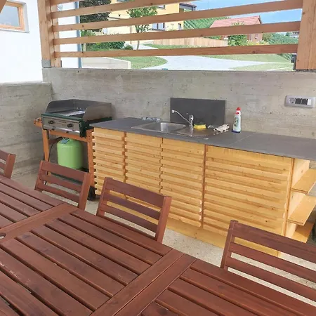 Landhuis Hisa Sonca Toti Breg Svecina