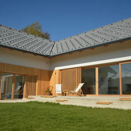 Hiša Sonca Toti Breg Casa di campagna Svecina