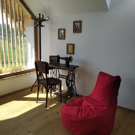 Hiša Sonca Toti Breg Casa di campagna