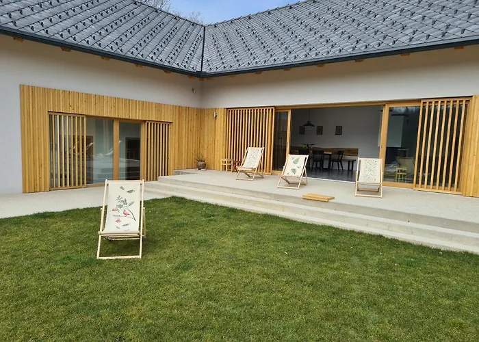 Landsted Hisa Sonca Toti Breg *