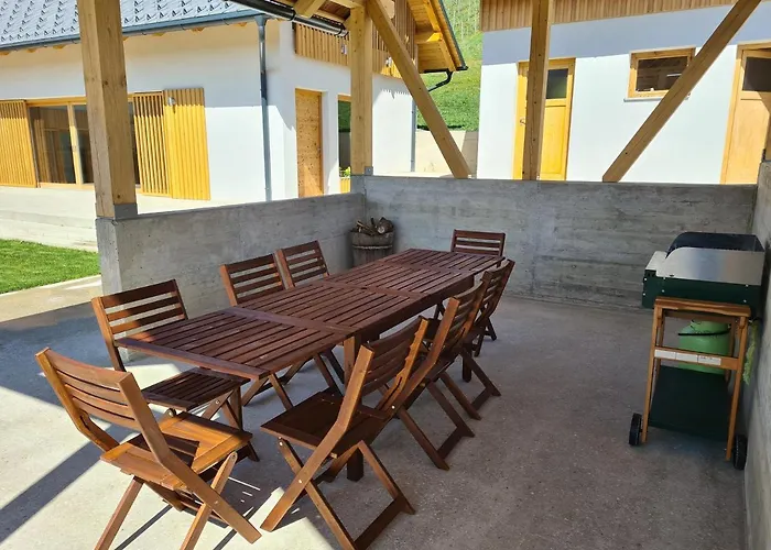 Hisa Sonca Toti Breg *