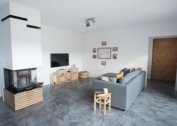 Hisa Sonca Toti Breg *