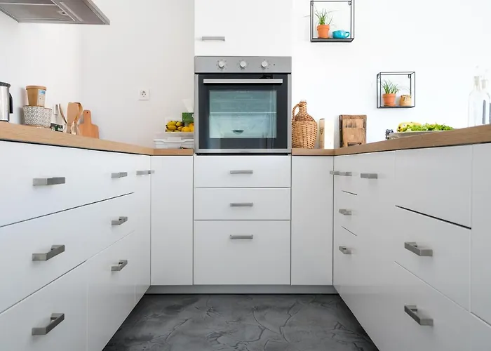 Landsted Hisa Sonca Toti Breg Svecina