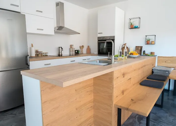 Hisa Sonca Toti Breg Svecina