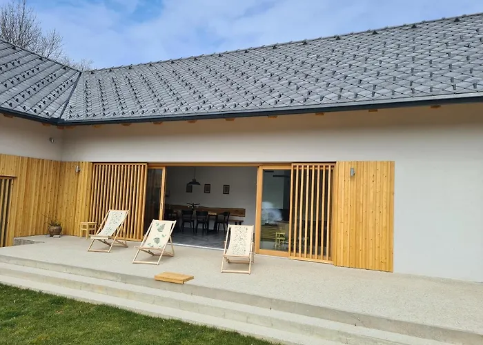 Hisa Sonca Toti Breg Летний дом Svecina