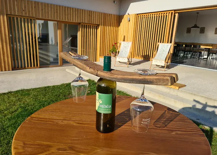 Hisa Sonca Toti Breg Летний дом Svecina